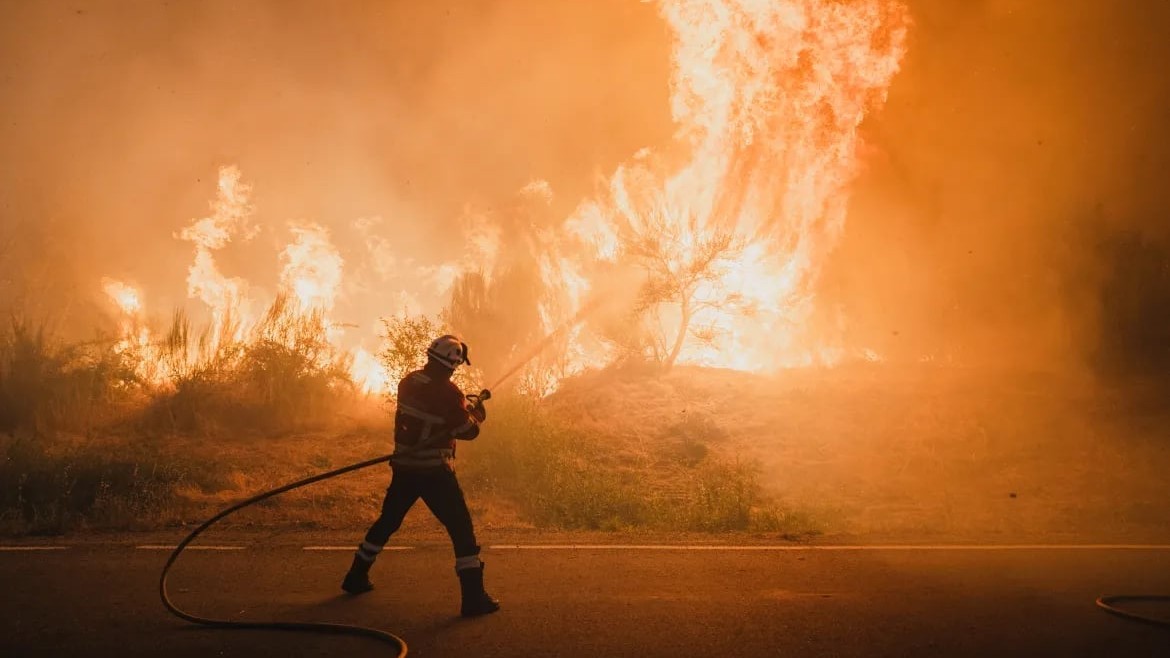 Tây Ban Nha nỗ lực dập tắt hoàn toàn các đám cháy rừng