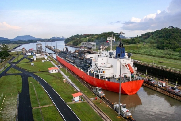 Hạn chế lưu lượng tàu qua kênh đào Panama
