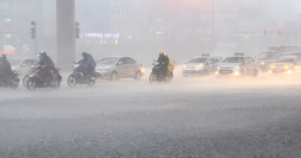 Bão số 4: Mực nước nhiều sông trên báo động 3