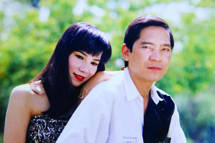 Nhạc sĩ Quốc Dũng qua đời vì đột quỵ, hưởng thọ 72 tuổi Nhạc sĩ Quốc Dũng qua đời vì đột quỵ, hưởng thọ 72 tuổi