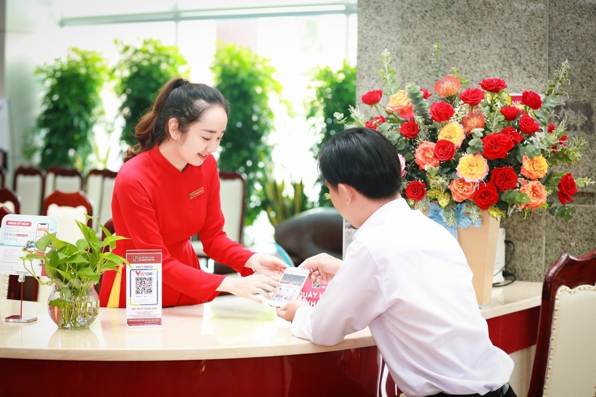 Điểm tin ngân hàng ngày 9/9: Tín dụng có khả năng đạt 15% trong năm 2024 Điểm tin ngân hàng ngày 9/9: Tín dụng có khả năng đạt 15% trong năm 2024