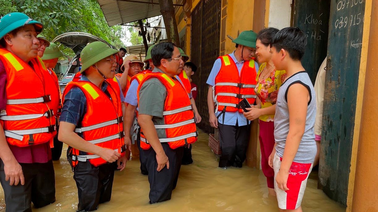 Thủ tướng Phạm Minh Chính: Đặt tính mạng, an toàn, sức khỏe của người dân lên trên hết