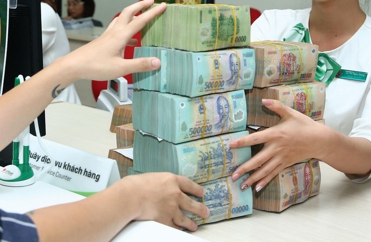 Điểm tin ngân hàng ngày 21/9: Hơn 100.000 tỷ đồng dư nợ bị ảnh hưởng Điểm tin ngân hàng ngày 21/9: Hơn 100.000 tỷ đồng dư nợ bị ảnh hưởng