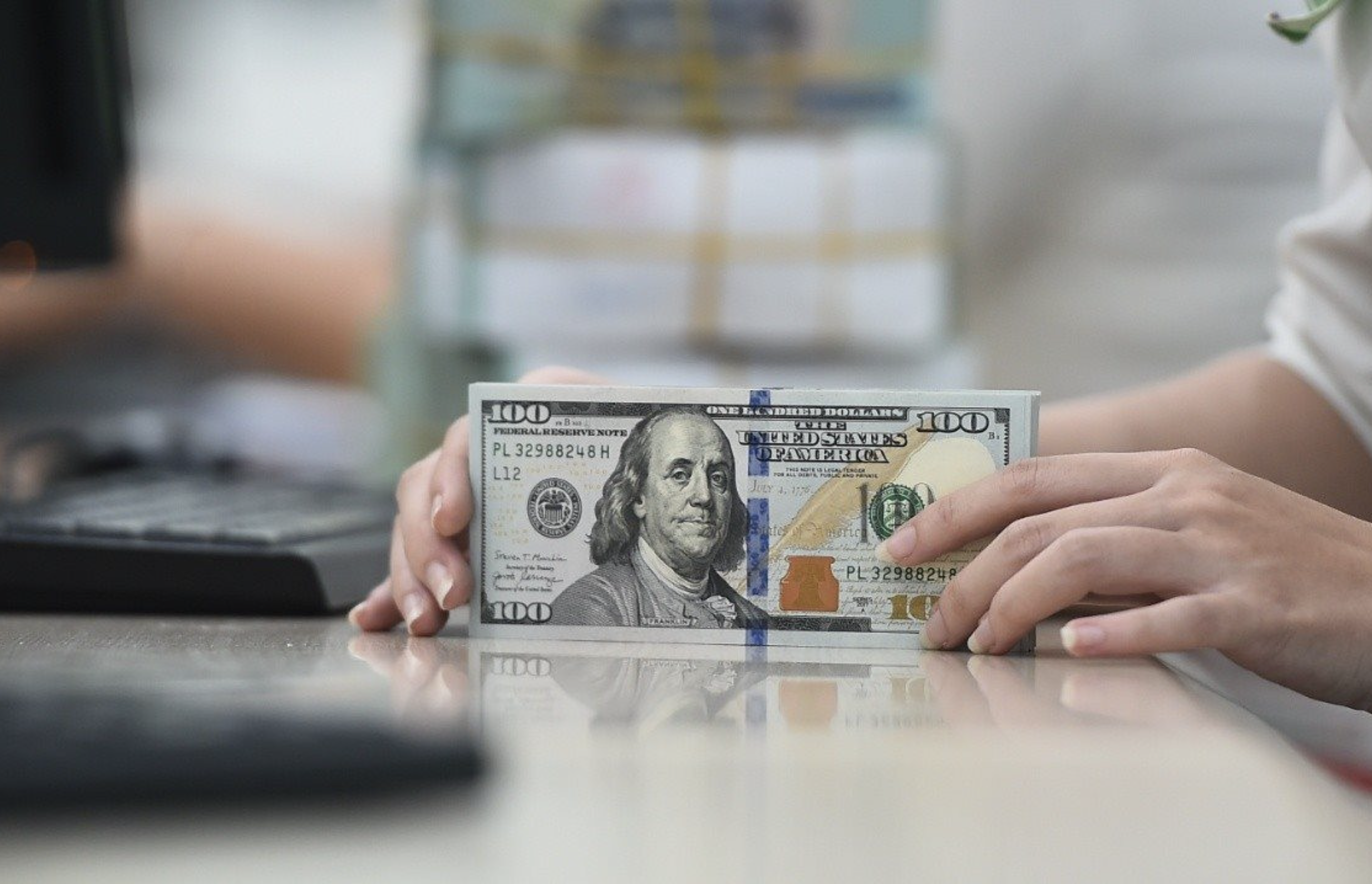 Tỷ giá ngoại tệ hôm nay 26/9: Đồng USD tăng sát mốc 101 Tỷ giá ngoại tệ hôm nay 26/9: Đồng USD tăng sát mốc 101