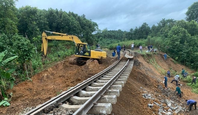 Khánh Hòa yêu cầu rà soát các công trình xây dựng, đảm bảo an toàn lao động mùa mưa bão
