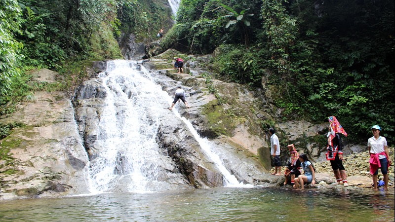 Quảng Ninh khai thác lợi thế phát triển du lịch sinh thái rừng