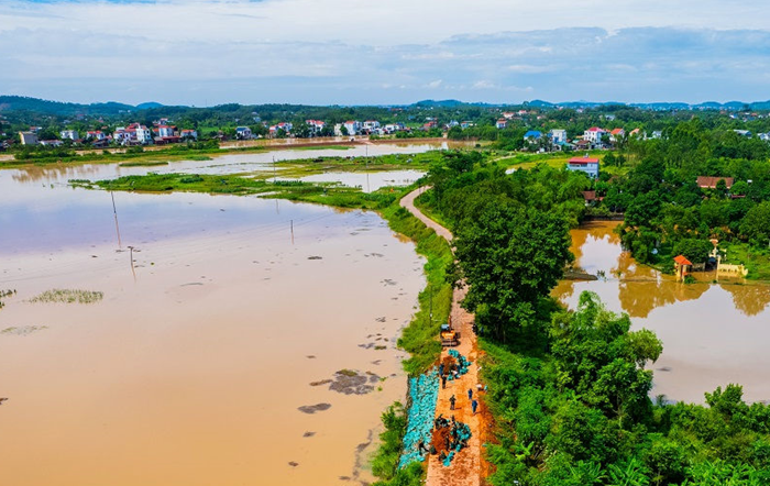 Cần theo dõi sát các bản tin thời tiết để kịp thời ứng phó thiên tai