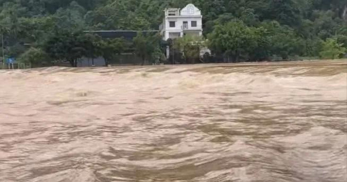 Khẩn trương triển khai phương án ứng phó lũ trên các tuyến sông