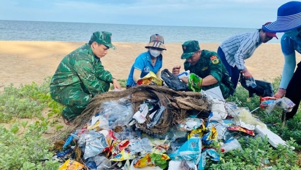 Kiểm soát nguồn thải, ngăn ngừa nguy cơ ô nhiễm môi trường biển, đảo