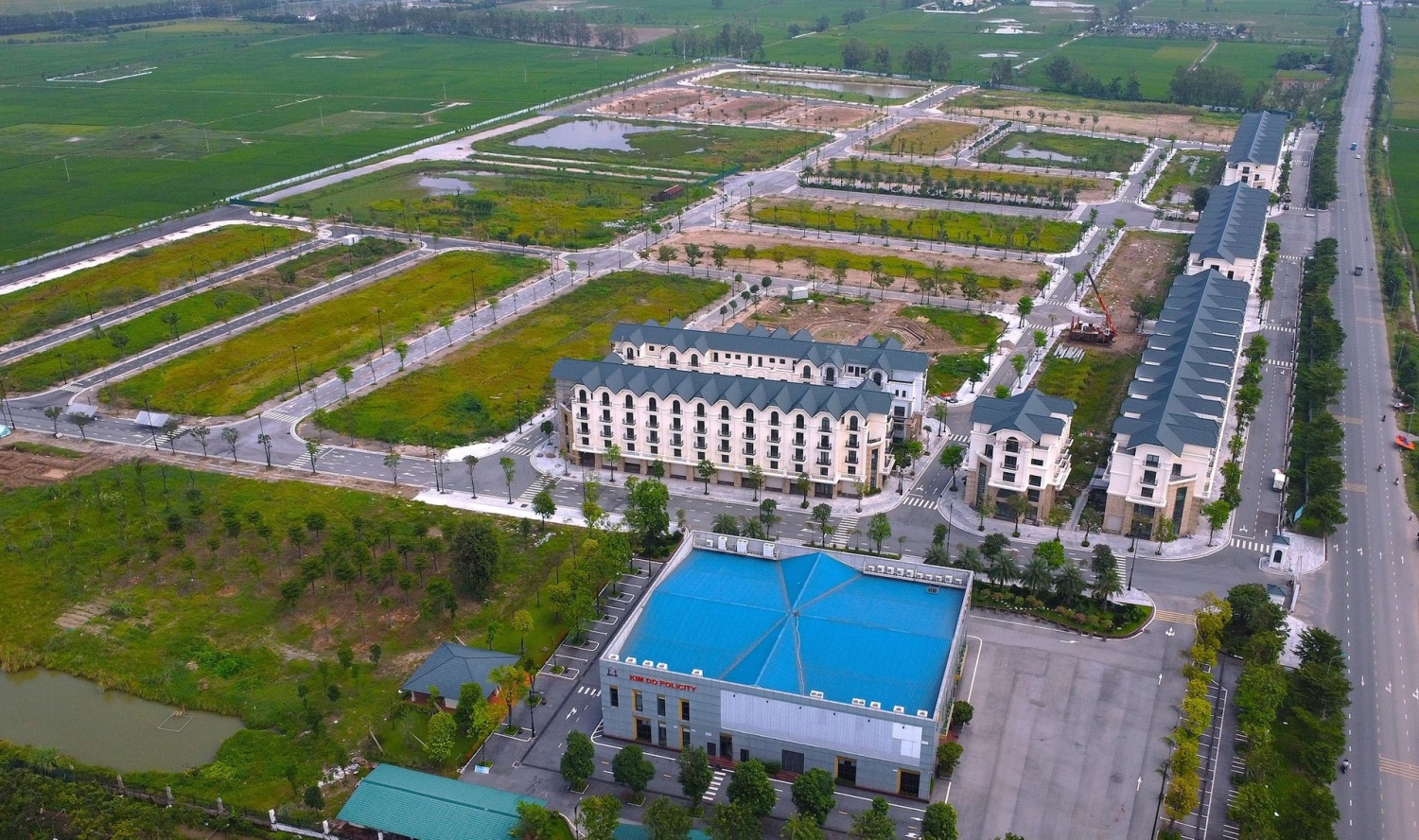 Điểm tin xây dựng - bất động sản ngày 8/10: Khoảng 150 căn hộ chung cư The Golden An Khánh bị dừng cấp sổ Điểm tin xây dựng - bất động sản ngày 8/10: Khoảng 150 căn hộ chung cư The Golden An Khánh bị dừng cấp sổ