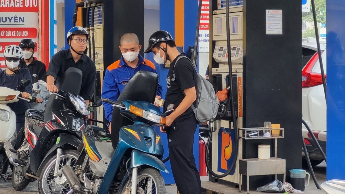 Giá xăng dầu có thể tăng đồng loạt trong ngày 2/10