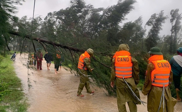 Báo điện tử Chính phủ sẽ cùng Amway Việt Nam hỗ trợ tỉnh Thanh Hóa và Nghệ An khắc phục hậu quả mưa bão Báo điện tử Chính phủ sẽ cùng Amway Việt Nam hỗ trợ tỉnh Thanh Hóa và Nghệ An khắc phục hậu quả mưa bão