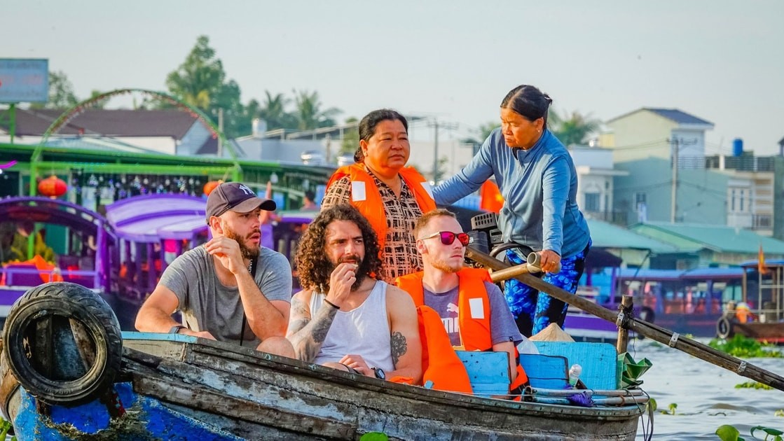 Khi "mùa nước nổi" trở thành tài nguyên du lịch của Việt Nam