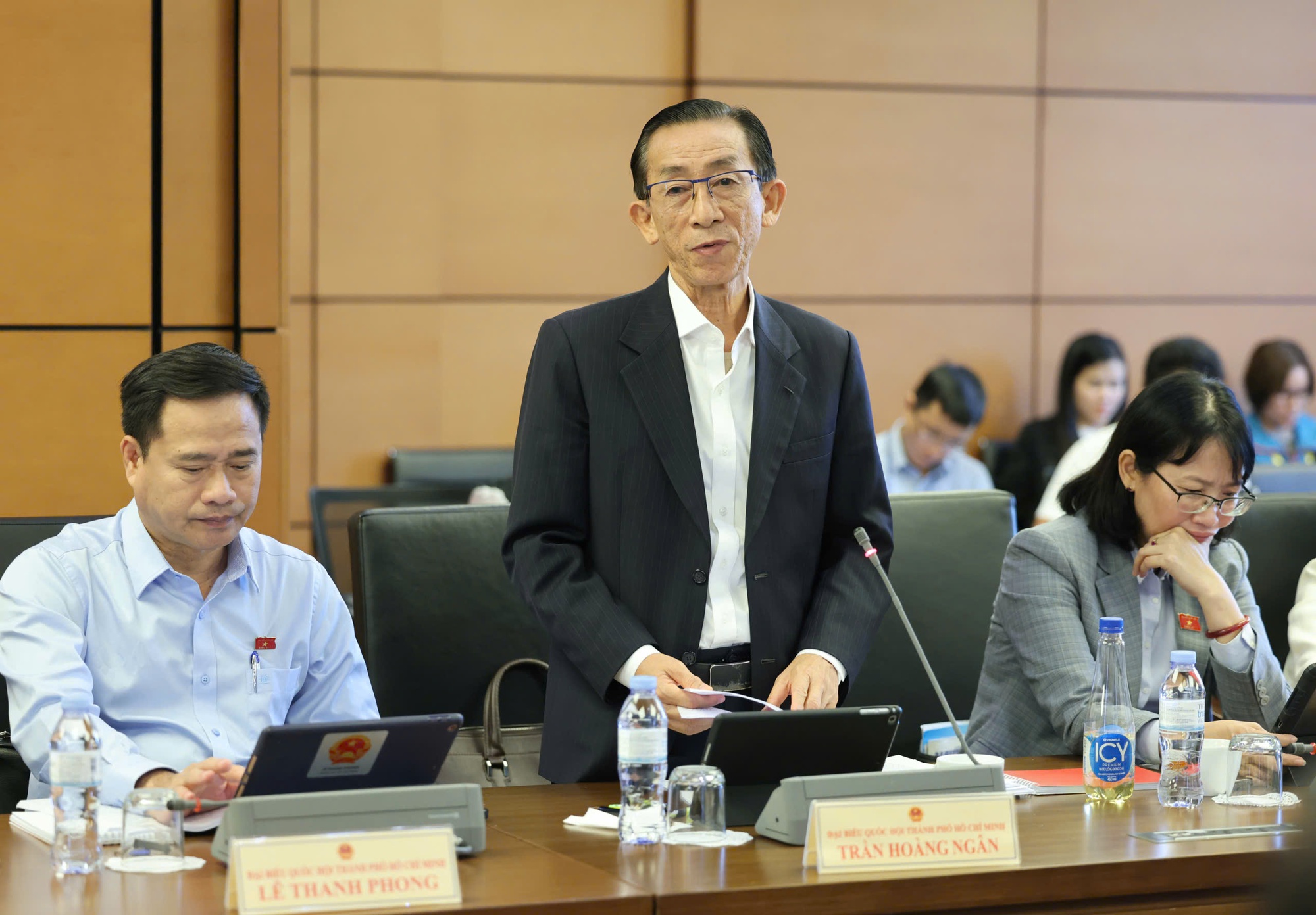 Một nhiệm kỳ vượt thách thức: Dấu ấn điều hành của Chính phủ