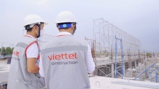 Thị trường chứng khoán ngày 24/10: Cổ phiếu họ Viettel tỏa sáng giữa sắc đỏ chung của thị trường