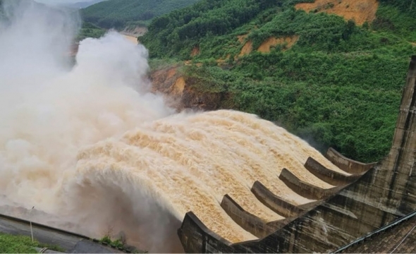 Chủ động điều tiết nhiều hồ chứa, ứng phó với mưa lớn