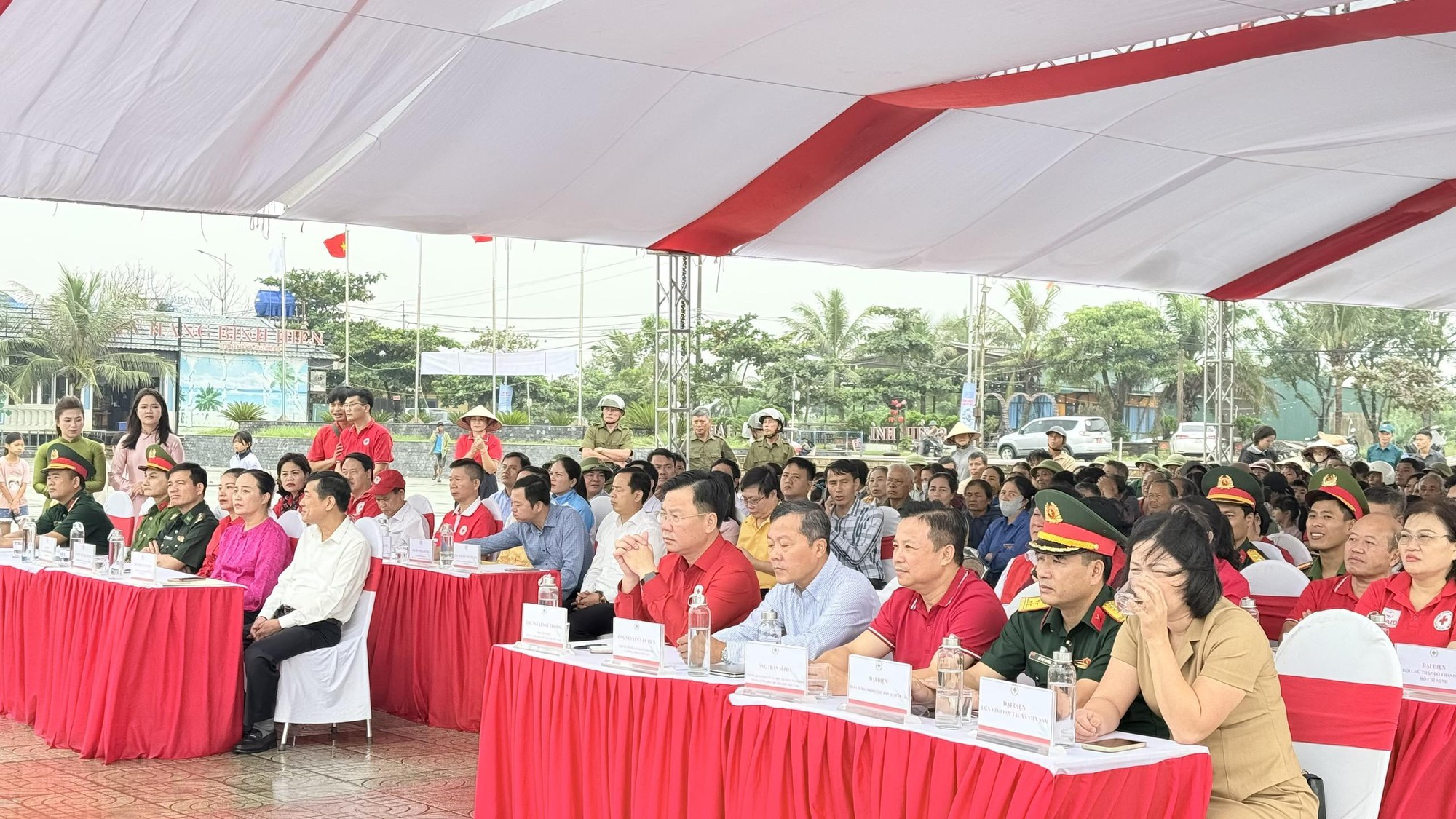 Phòng ngừa, giảm nhẹ rủi ro thiên tai: Tăng cường khả năng chủ động ứng phó từ mỗi gia đình Phòng ngừa, giảm nhẹ rủi ro thiên tai: Tăng cường khả năng chủ động ứng phó từ mỗi gia đình
