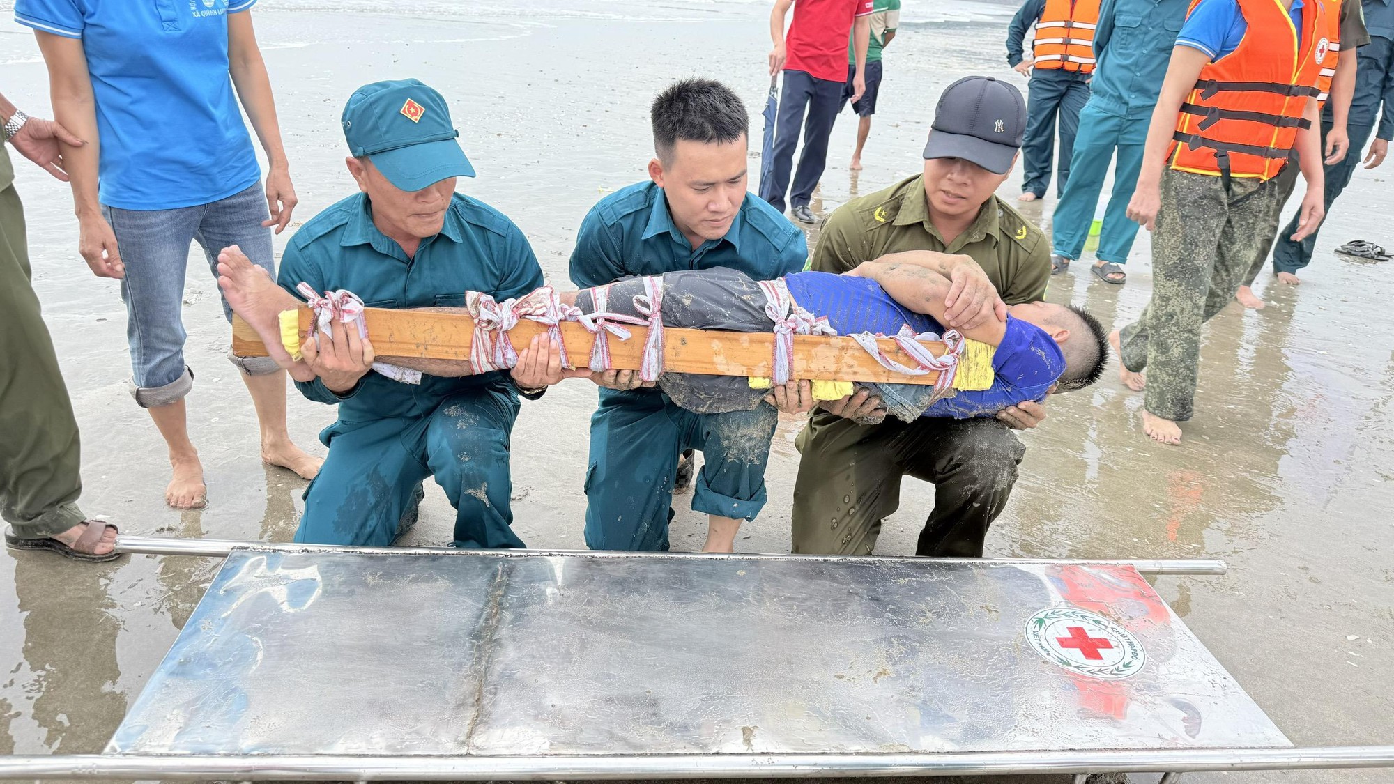 Phòng ngừa, giảm nhẹ rủi ro thiên tai: Tăng cường khả năng chủ động ứng phó từ mỗi gia đình Phòng ngừa, giảm nhẹ rủi ro thiên tai: Tăng cường khả năng chủ động ứng phó từ mỗi gia đình