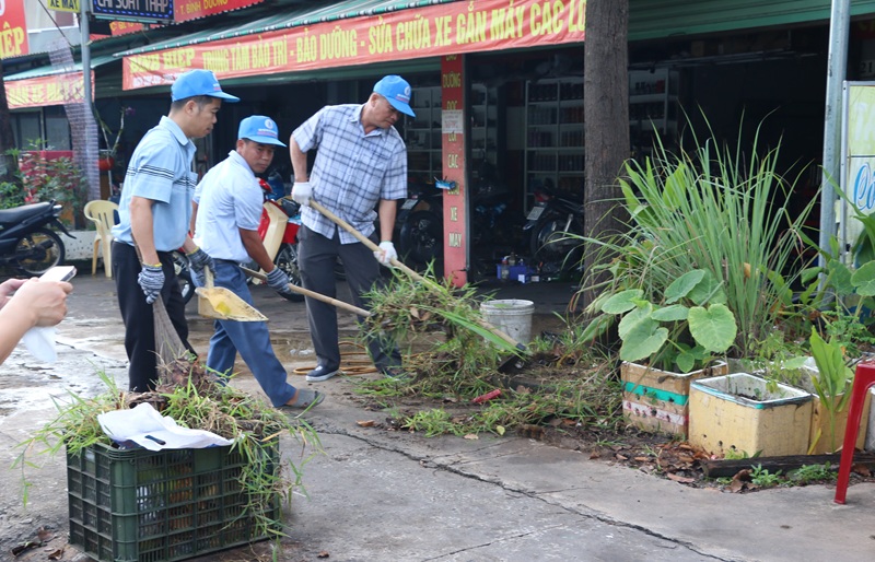 Bàu Bàng chung tay vì môi trường xanh