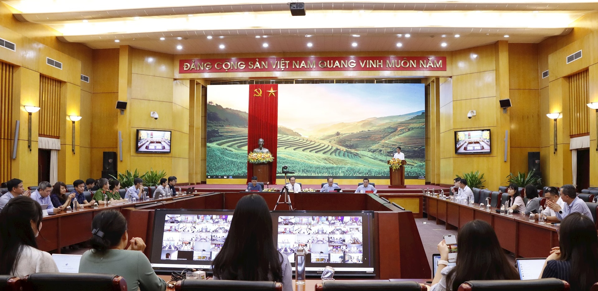 Công bố Quy hoạch Bảo vệ môi trường quốc gia thời kỳ 2021 - 2030, tầm nhìn đến năm 2050 Công bố Quy hoạch Bảo vệ môi trường quốc gia thời kỳ 2021 - 2030, tầm nhìn đến năm 2050