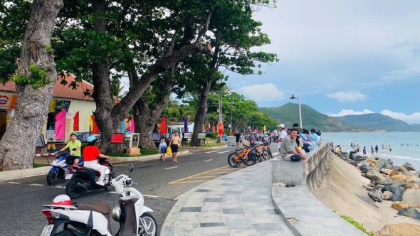 Côn Đảo từng bước chuyển đổi, phát triển giao thông xanh