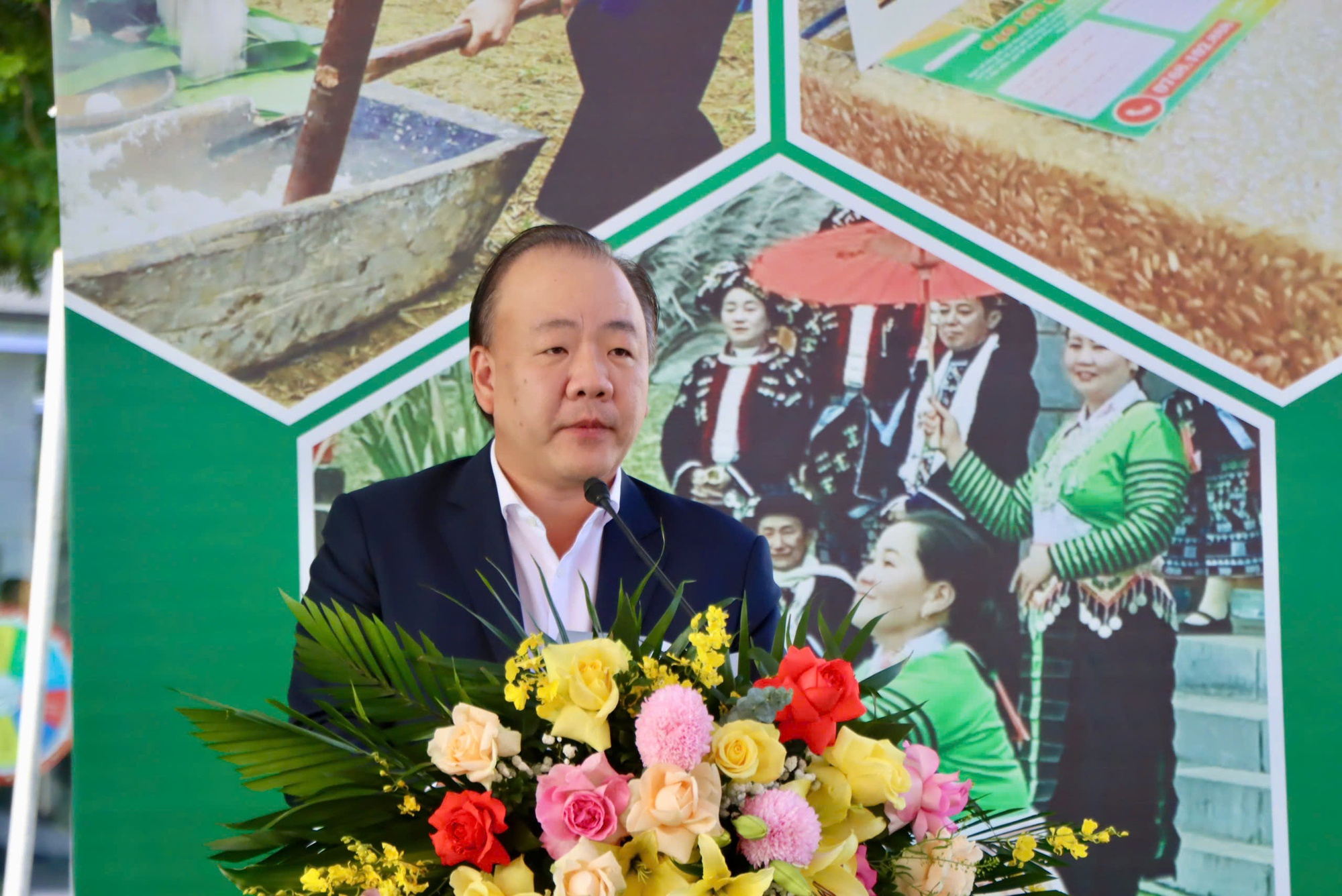 Khai mạc Ngày hội sản phẩm vùng đồng bào dân tộc thiểu số và miền núi phía Bắc