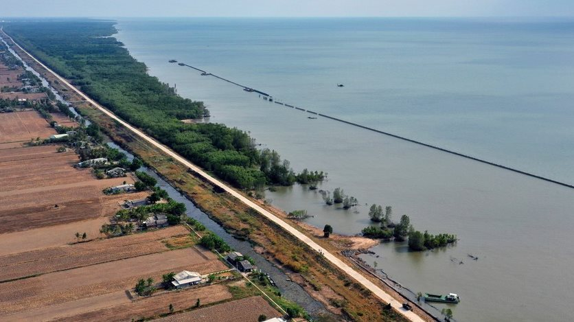 Liên minh châu Âu và Pháp hỗ trợ hơn 32 triệu Euro cho dự án chống sạt lở, hoàn thiện đê biển Tây của Cà Mau