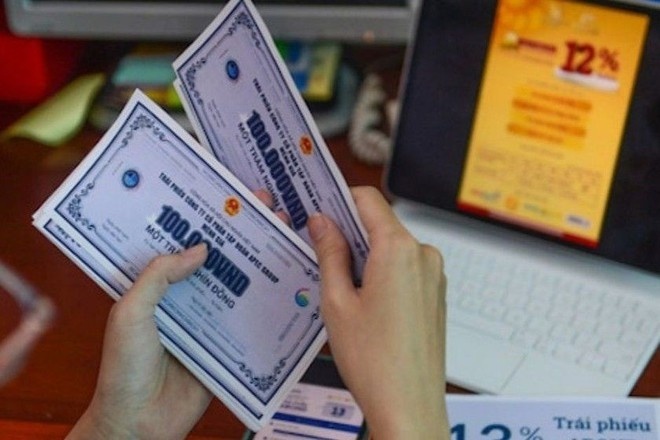 Điểm tin ngân hàng ngày 10/12: Ngân hàng Đông Á tăng lãi suất tiết kiệm, tiếp tục đứng đầu hệ thống Điểm tin ngân hàng ngày 10/12: Ngân hàng Đông Á tăng lãi suất tiết kiệm, tiếp tục đứng đầu hệ thống