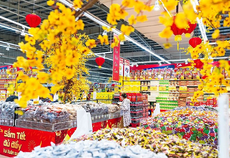 Hà Nội tăng dự trữ hàng thiết yếu, giữ ổn định thị trường Tết Bính Ngọ