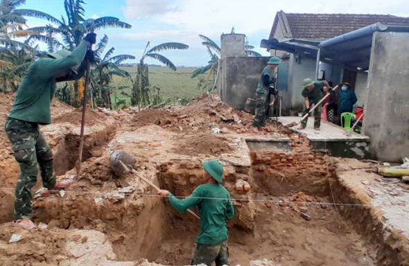 "Chiến dịch Quang Trung" mang lại niềm vui, hạnh phúc cho người dân vùng mưa lũ