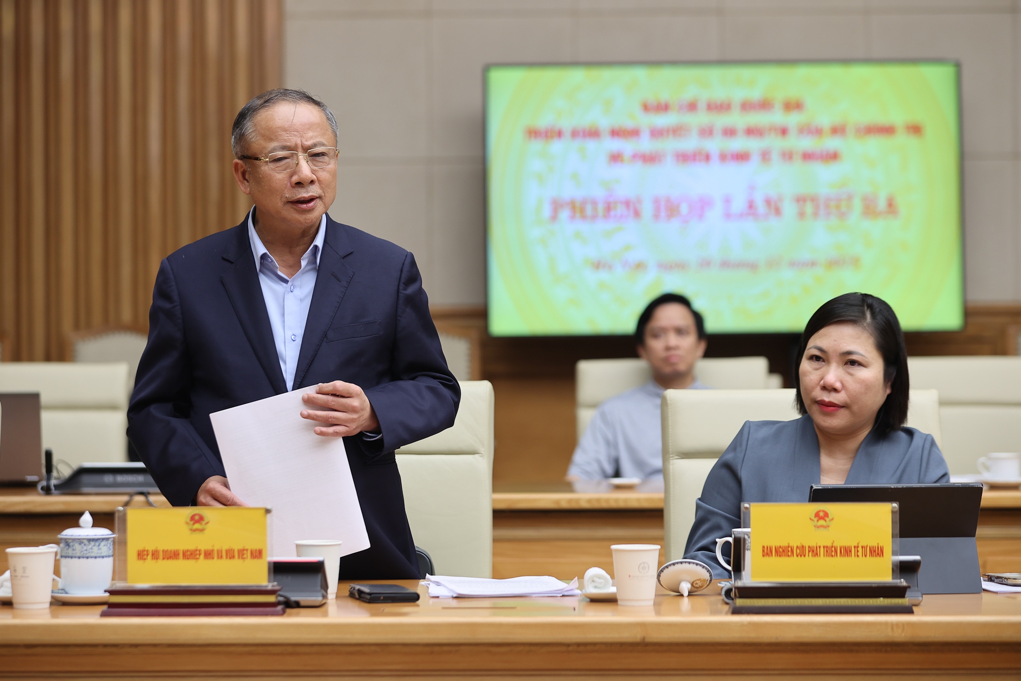 Thủ tướng: Củng cố niềm tin, hành động thực chất, hiệu quả, đột phá để phát triển kinh tế tư nhân