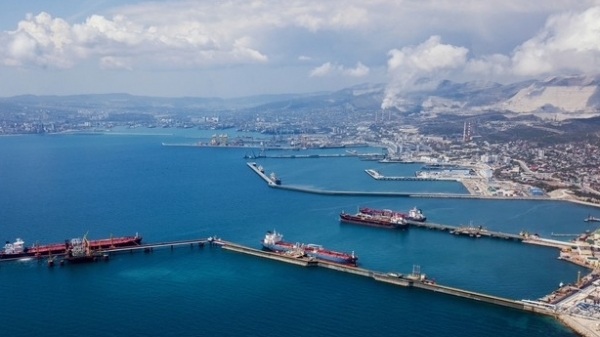 Xuất khẩu dầu thô của Nga tăng vọt bất chấp nỗ lực cấm vận năng lượng của Mỹ Xuất khẩu dầu thô của Nga tăng vọt bất chấp nỗ lực cấm vận năng lượng của Mỹ