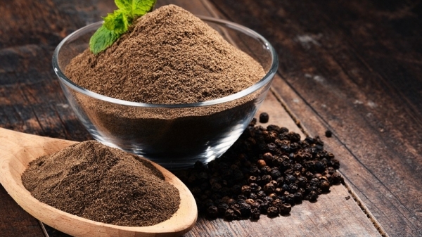 Giá tiêu hôm nay 1/5: Thị trường trong nước đi ngang