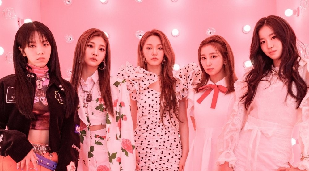 Sao Hàn hôm nay 22/5: Jessica liên tục bị chê phát âm sai, giọng hát xuống cấp Sao Hàn hôm nay 22/5: Jessica liên tục bị chê phát âm sai, giọng hát xuống cấp