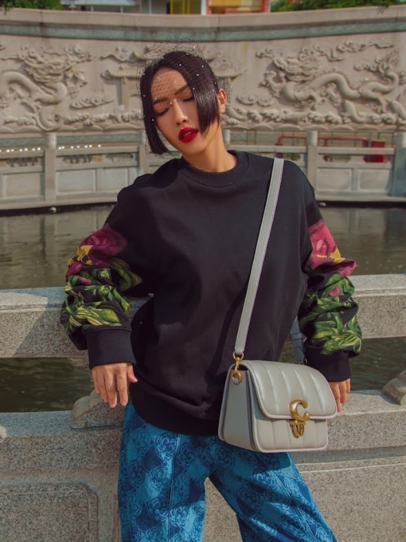 Sao Việt hôm nay 22/5: Long Nhật và vợ mừng kỉ niệm ngày cưới