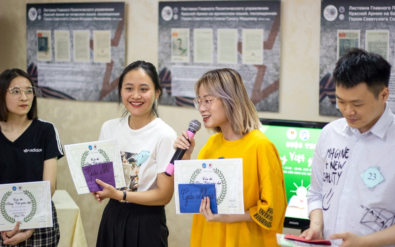 Đông đảo sinh viên tham gia cuộc thi “Tiếng Việt giàu đẹp” tại Nga Đông đảo sinh viên tham gia cuộc thi “Tiếng Việt giàu đẹp” tại Nga