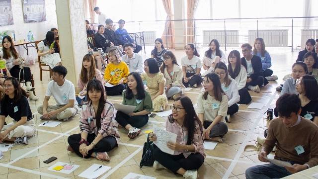 Đông đảo sinh viên tham gia cuộc thi “Tiếng Việt giàu đẹp” tại Nga