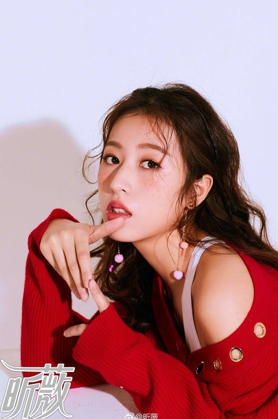 Tử vi 12 cung hoàng đạo ngày 25/5/2022: Bảo Bình công việc trắc trở, Cự Giải cố gắng học hỏi