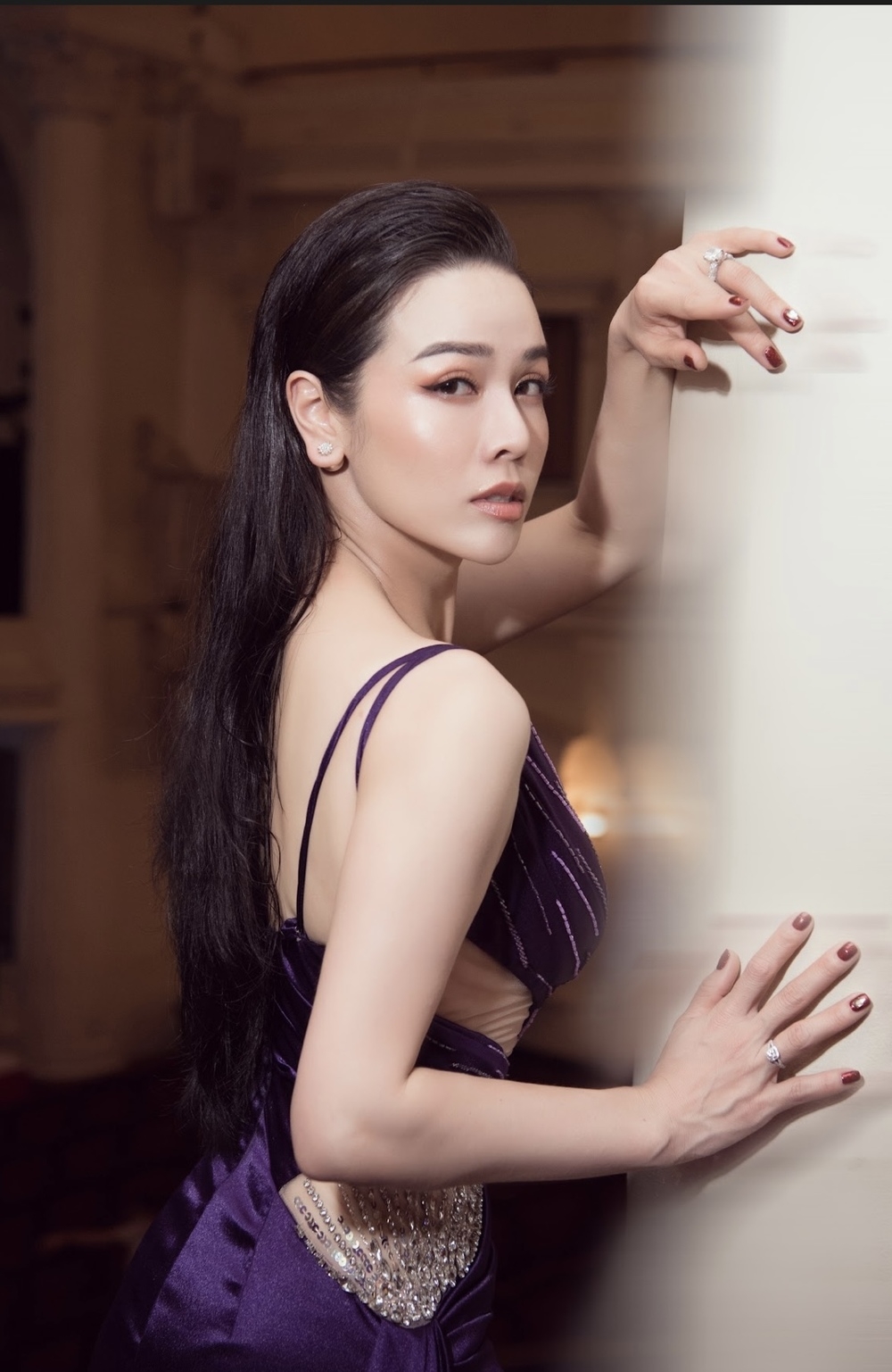 Sao Việt hôm nay 25/5: Khung cảnh lễ cưới con gái Diva Mỹ Linh cùng chồng Tây Sao Việt hôm nay 25/5: Khung cảnh lễ cưới con gái Diva Mỹ Linh cùng chồng Tây