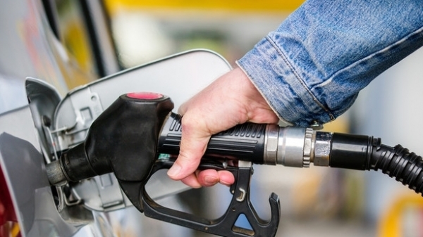 Giá xăng dầu tại Anh liên tiếp đạt kỷ lục mới chỉ trong 1 tuần