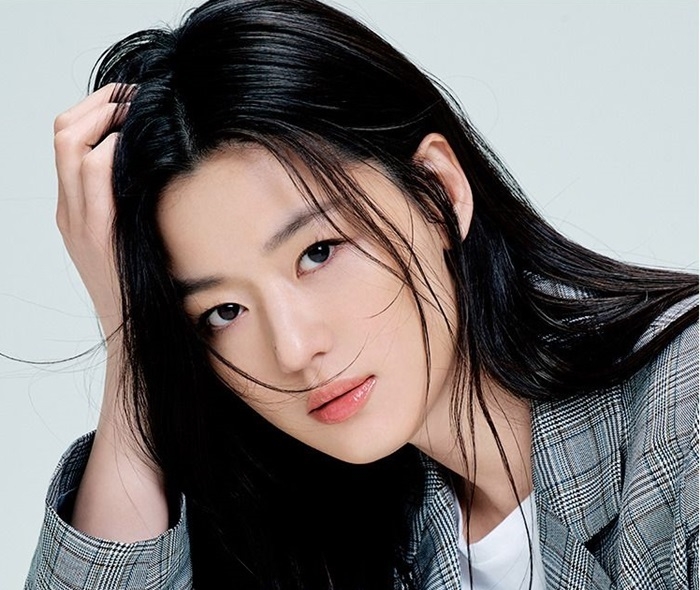 Sao Hàn hôm nay 31/5: “Mợ chảnh” Jun Ji Hyun chia tay công ty quản lý sau 10 năm gắn bó Sao Hàn hôm nay 31/5: “Mợ chảnh” Jun Ji Hyun chia tay công ty quản lý sau 10 năm gắn bó