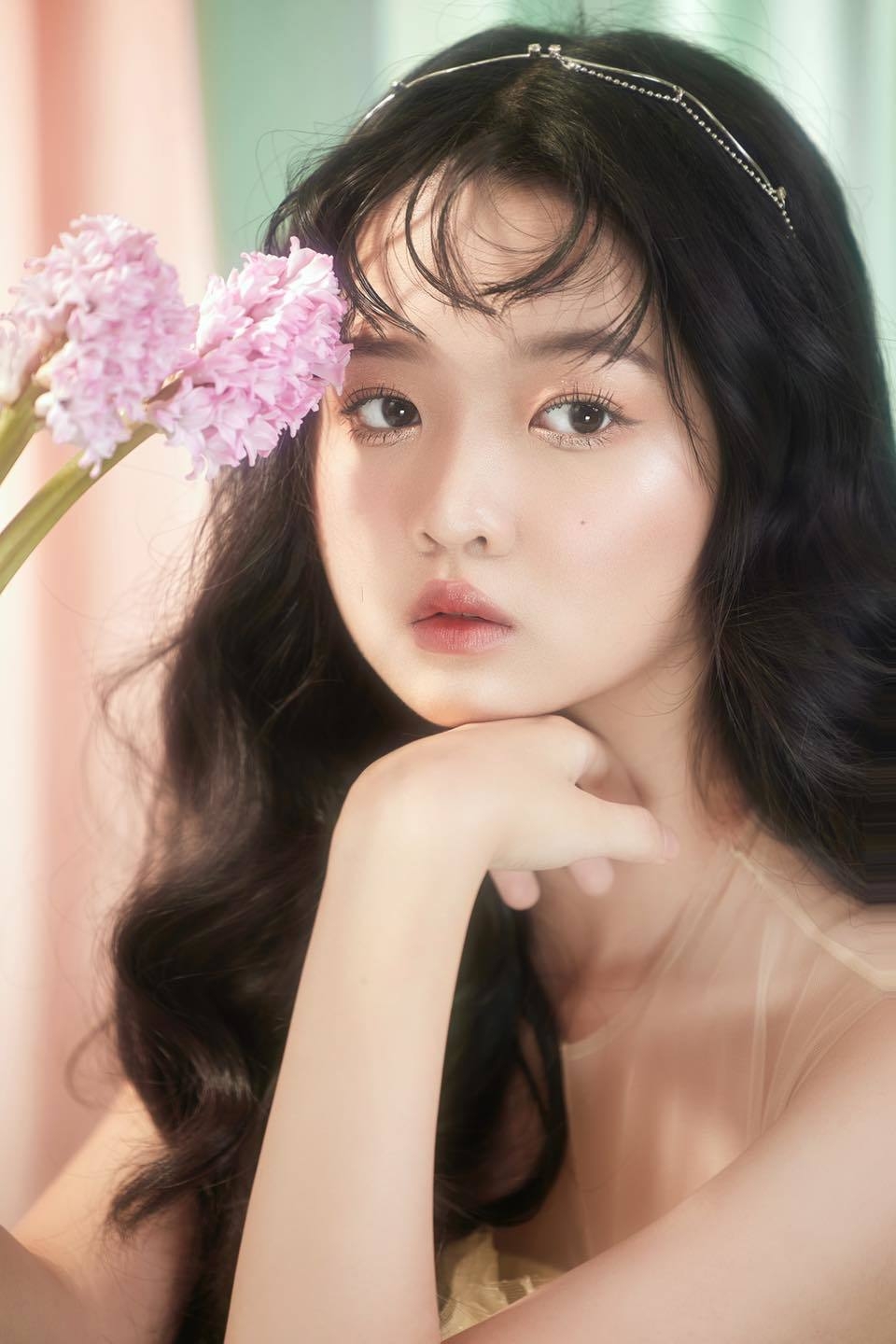 Sao Việt hôm nay 2/6: Hòa Minzy hạnh phúc đón sinh nhật cùng các đồng đội "Sao nhập ngũ"