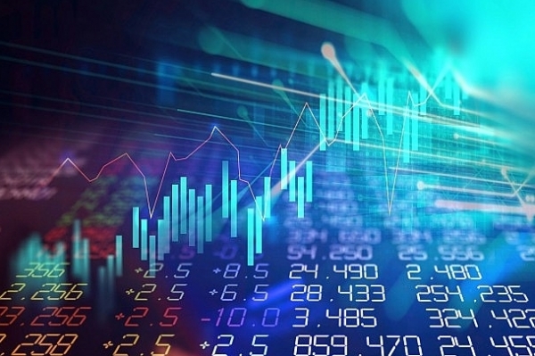 Tin nhanh chứng khoán ngày 10/6: Nhóm dầu khí khiến thị trường lao dốc, dòng tiền bắt đáy nhập cuộc