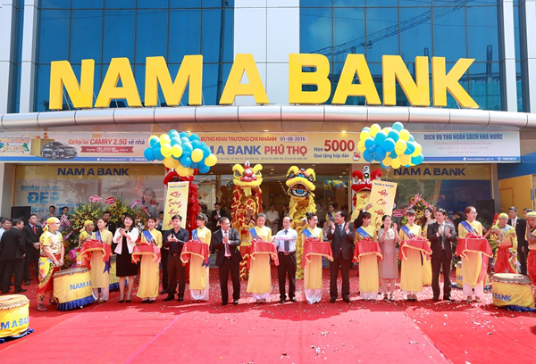 Tin ngân hàng ngày 11/6: Nam A Bank mở mới 5 chi nhánh với hơn 30 điểm giao dịch Tin ngân hàng ngày 11/6: Nam A Bank mở mới 5 chi nhánh với hơn 30 điểm giao dịch