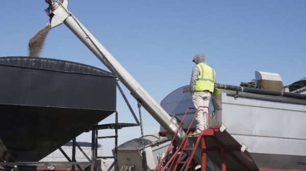 Mỹ bí mật khuyến khích các công ty tăng cường mua phân bón của Nga