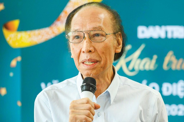 Chuyện nhặt những lão làng báo