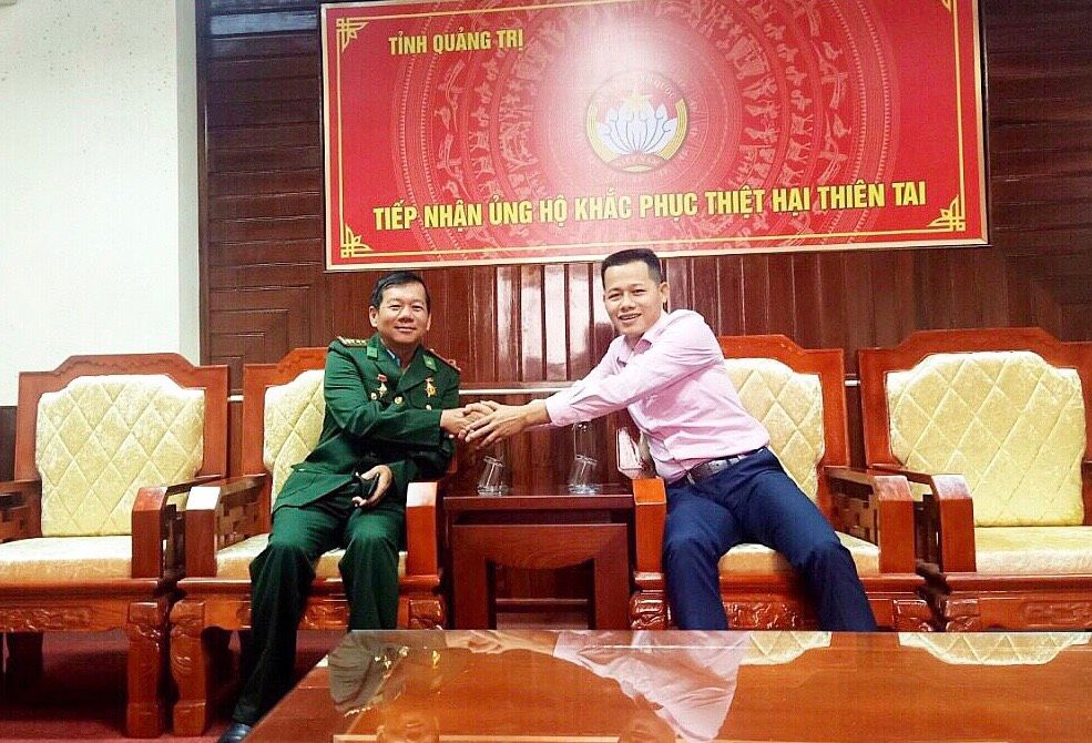 Doanh nhân trẻ nặng lòng với gốm sứ Việt Doanh nhân trẻ nặng lòng với gốm sứ Việt