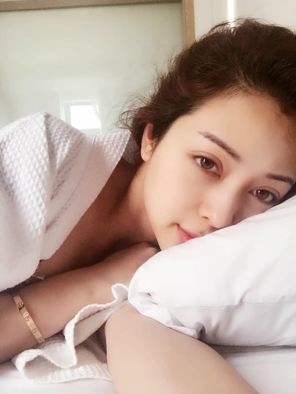 Sao Việt hôm nay 6/7: Sơn Tùng M-TP ra mắt phiên bản hoàn toàn mới cho MV "There's no one at all" Sao Việt hôm nay 6/7: Sơn Tùng M-TP ra mắt phiên bản hoàn toàn mới cho MV "There's no one at all"