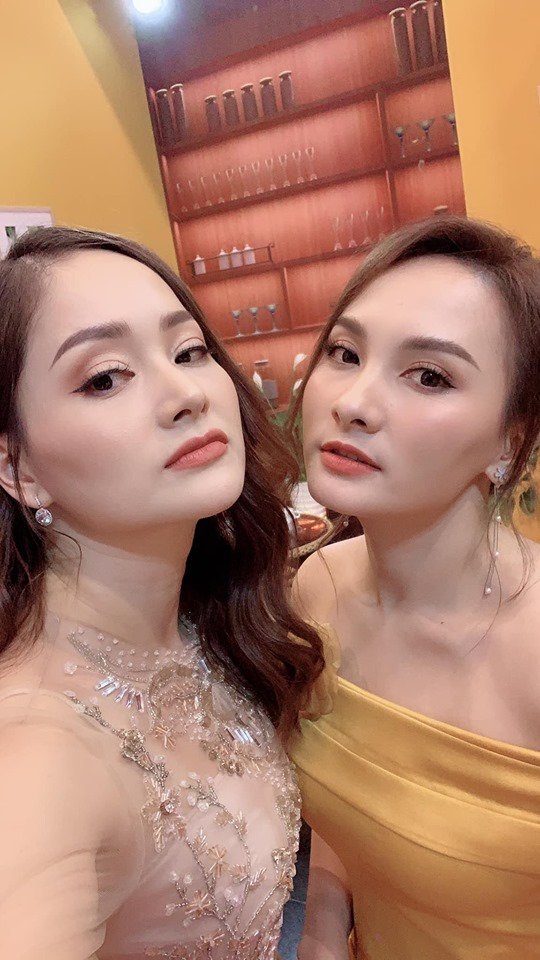 Những cặp "song sinh" trong showbiz Việt Những cặp "song sinh" trong showbiz Việt